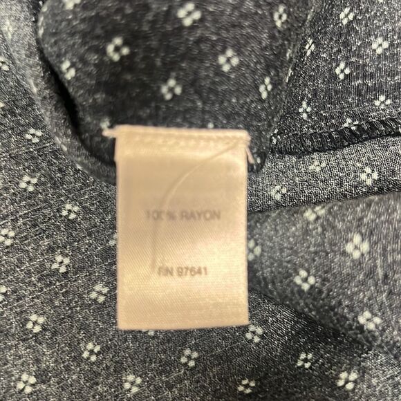 J. Jill Blue Relaxed Blouse with print Sz L - Picture 5 of 5